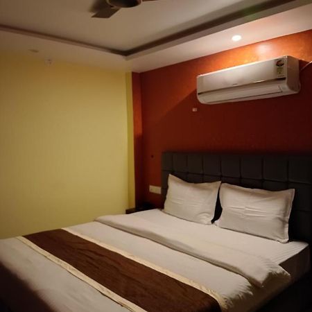 ホテル Royal View Residency ブッダガヤ エクステリア 写真