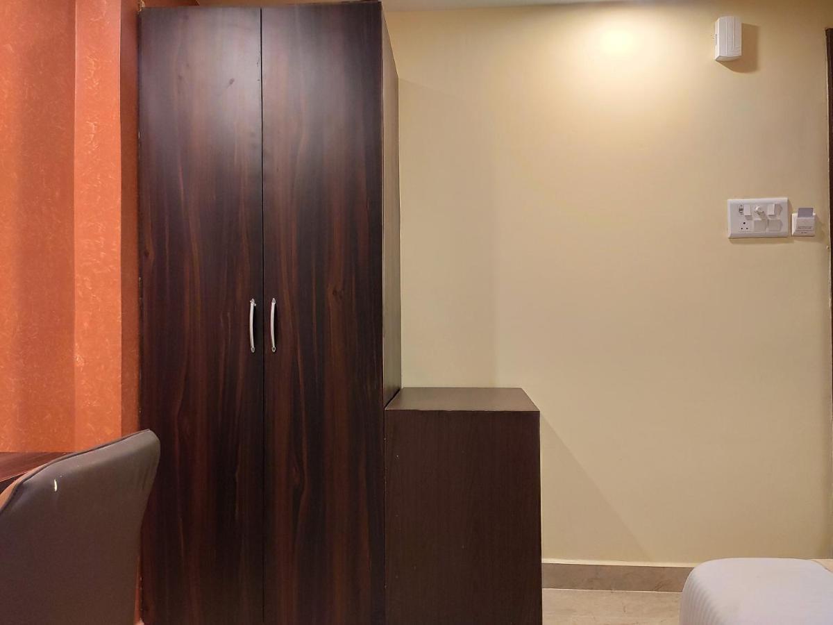 ホテル Royal View Residency ブッダガヤ エクステリア 写真