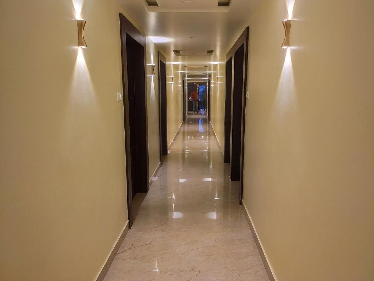 ホテル Royal View Residency ブッダガヤ エクステリア 写真