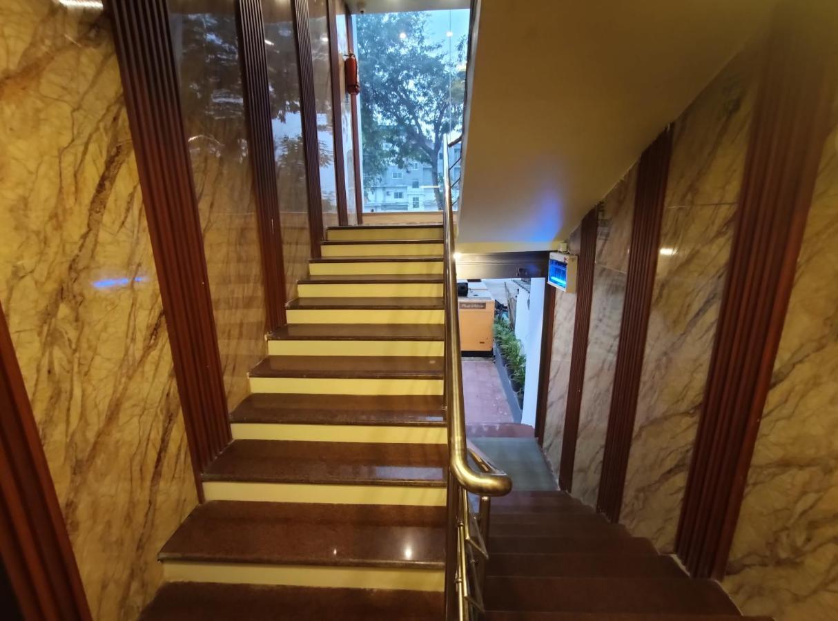 ホテル Royal View Residency ブッダガヤ エクステリア 写真