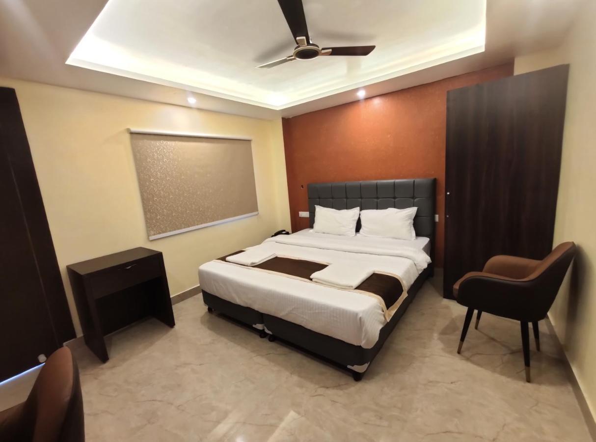 ホテル Royal View Residency ブッダガヤ エクステリア 写真