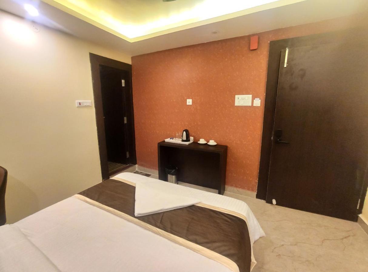 ホテル Royal View Residency ブッダガヤ エクステリア 写真