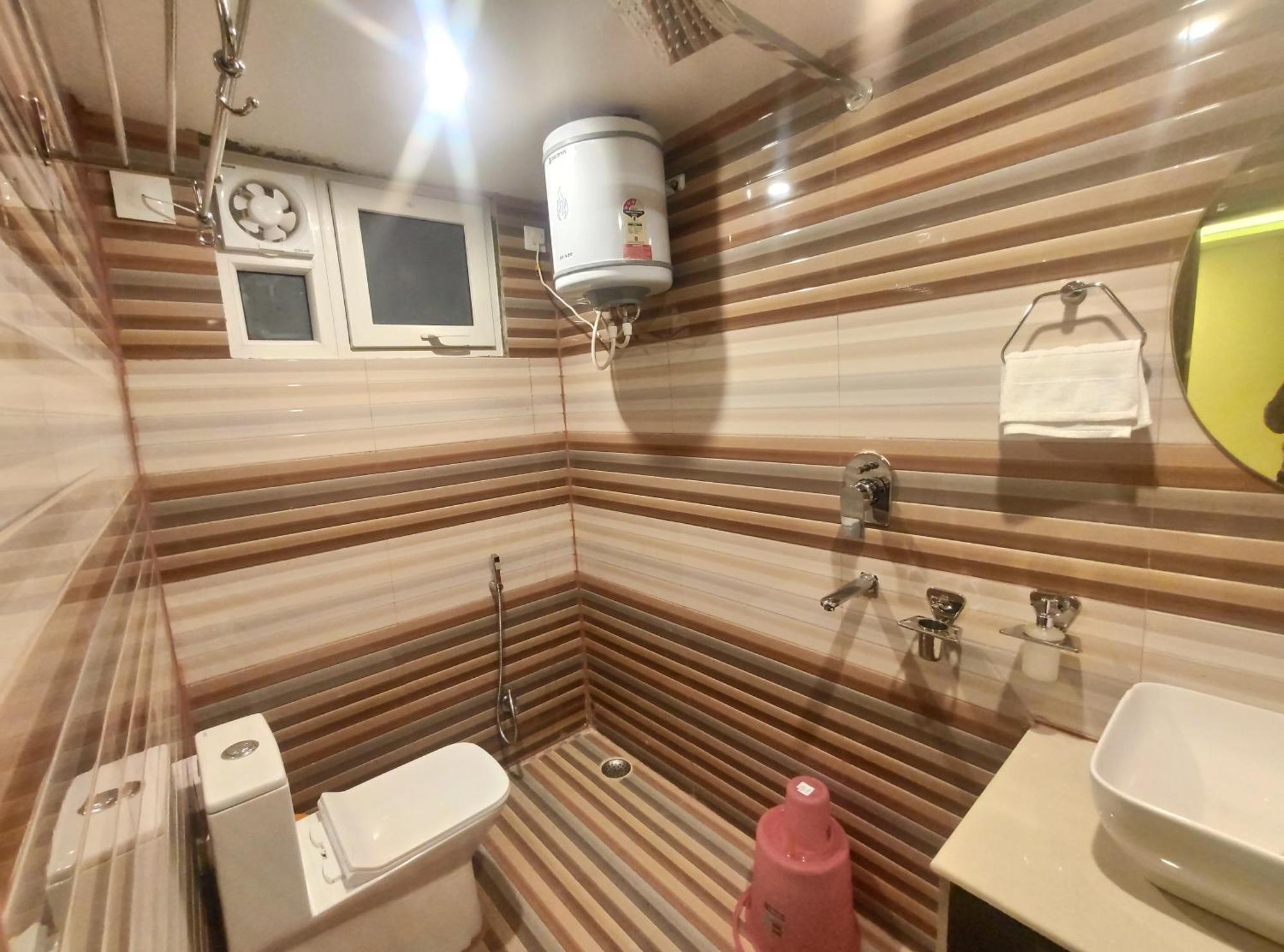 ホテル Royal View Residency ブッダガヤ エクステリア 写真